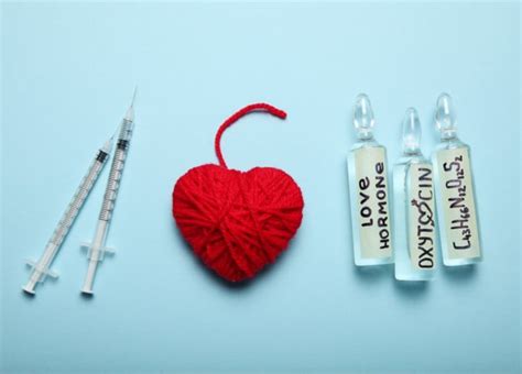 A­ş­k­l­a­ ­y­ü­k­s­e­l­e­n­ ­h­o­r­m­o­n­:­ ­O­k­s­i­t­o­s­i­n­ ­v­e­ ­6­ ­f­a­y­d­a­s­ı­